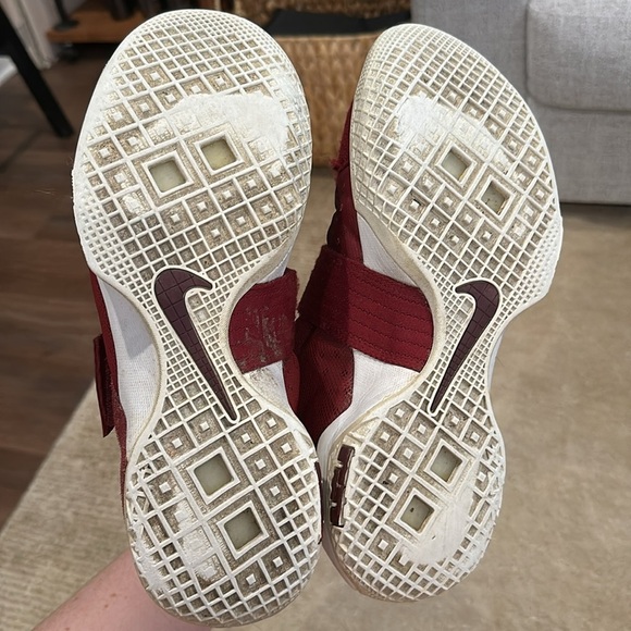 Nike Men's Lebron Soldier 10 'Team Christ the King - Picture 6 of 6